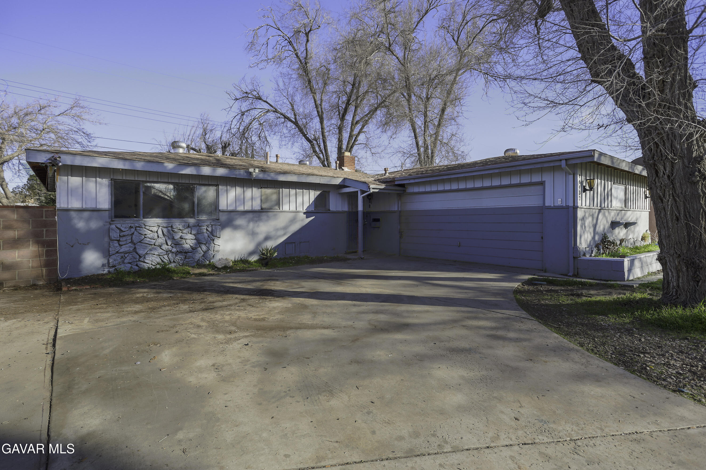 44432 Stanridge Avenue Lancaster, CA 93535 - Photo 5 of 20 IMGM0068-Edit