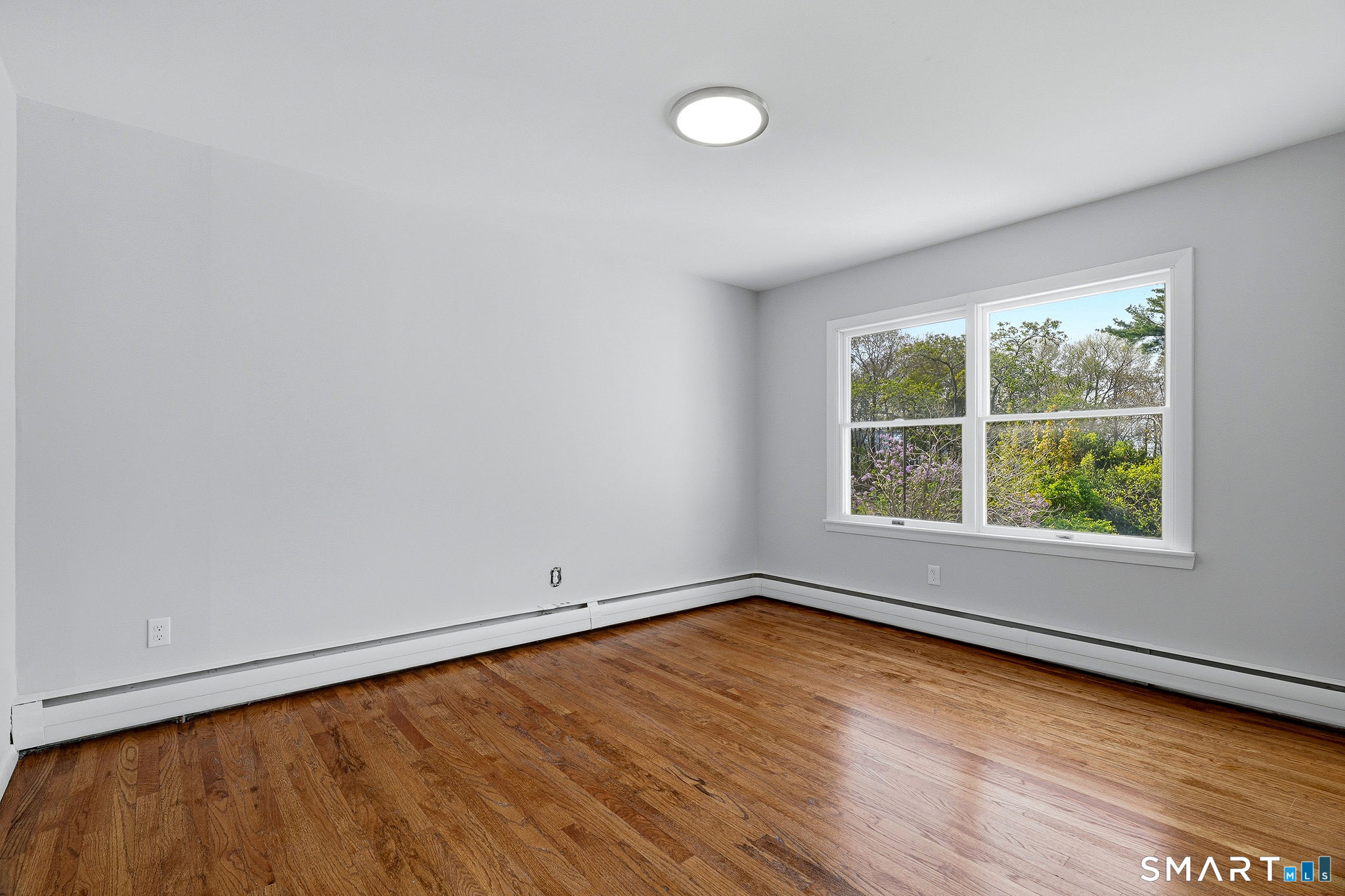 21 Tower Avenue Groton, CT 06340 - Photo 25 of 39 Primary Bedroom