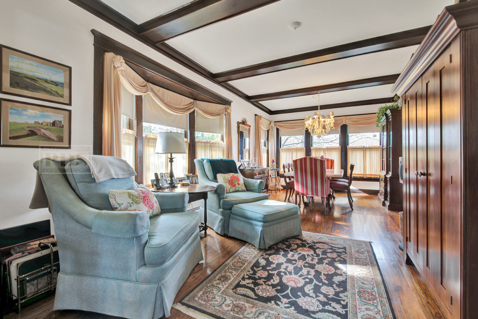 4512 Wolf Road Western Springs, IL 60558 - Photo 13 of 40 a living room with furniture and a large window