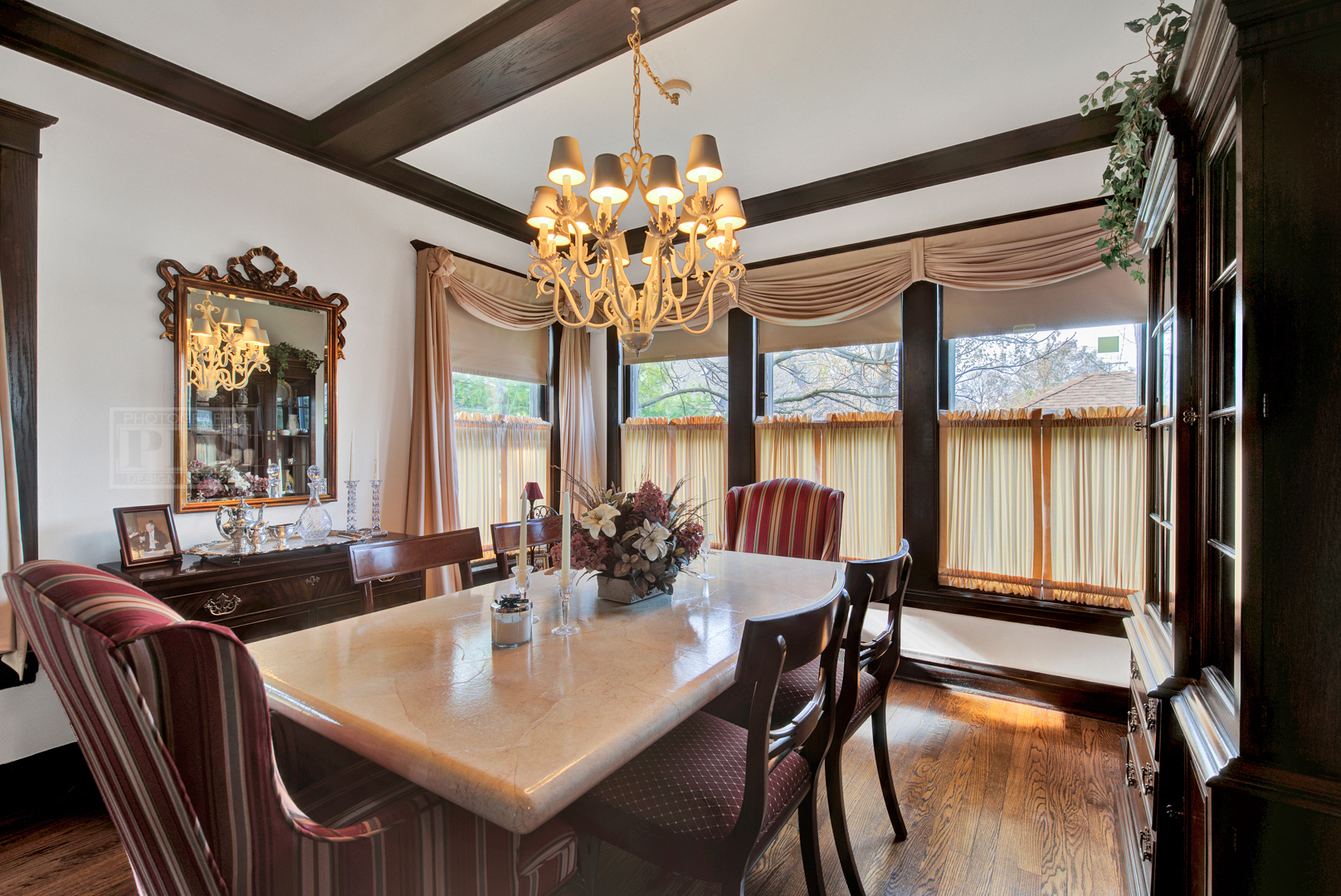 4512 Wolf Road Western Springs, IL 60558 - Photo 15 of 40 a dining room with furniture and window