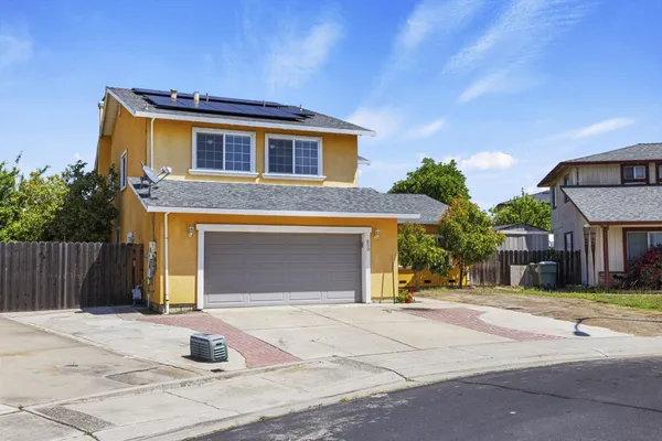 $675,000 | 800 Treasure Lane, Manteca, CA 95337