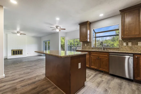 $675,000 | 800 Treasure Lane, Manteca, CA 95337
