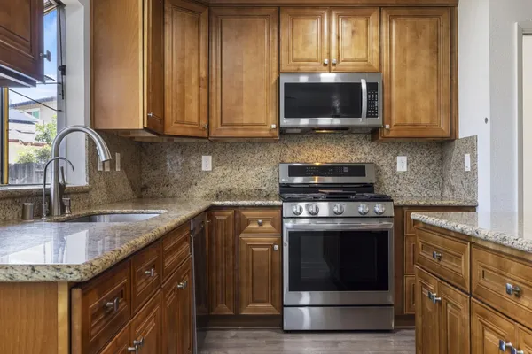 $675,000 | 800 Treasure Lane, Manteca, CA 95337