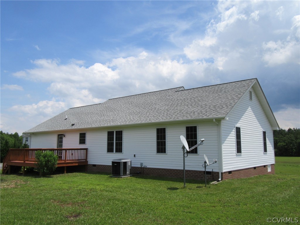 22391 Cabin Point Road Disputanta, VA 23842 - Photo 3 of 22 Gallery Image 3