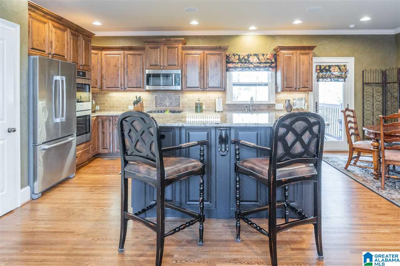 5680 Chestnut Trace Birmingham, AL 35244 - Photo 12 of 48