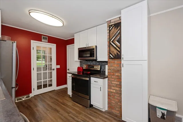 $294,900 | 109 Highway 61 West, Esko, MN 55733