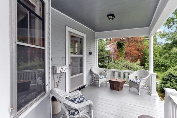 79 Shawsheen Road Andover, MA 01810 - Photo 4 of 30 Gallery Image 4