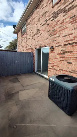 $1,500 | 4513 Avenue P 1/2, Unit 4, Galveston, TX 77551