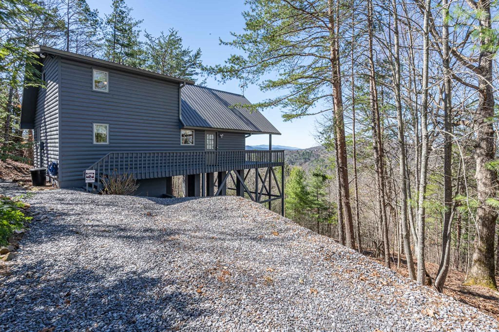1410 Graham Road Murphy, NC 28906 - Photo 2 of 34