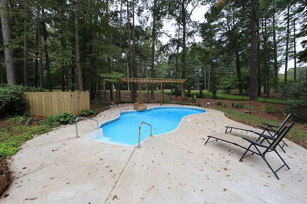 9001 Hemingwood Court Raleigh, NC 27613 - Photo 23 of 25 wonderful pool....just passed summer but there is next year Pool
