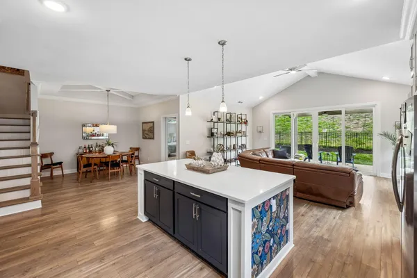 $639,000 | 5648 Acadia Drive, Chattanooga, TN 37415