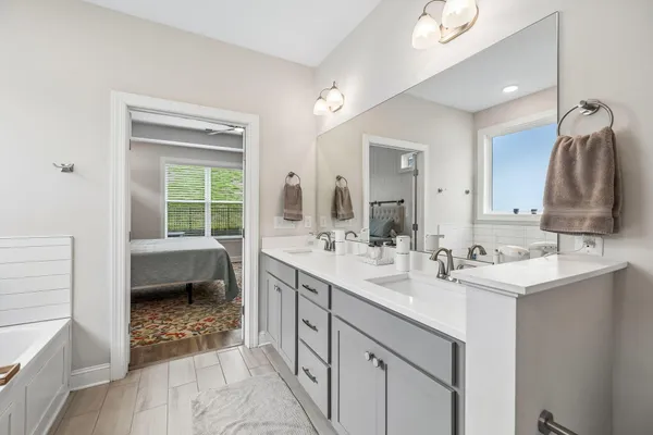 $639,000 | 5648 Acadia Drive, Chattanooga, TN 37415