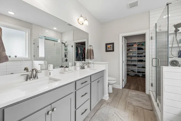 $639,000 | 5648 Acadia Drive, Chattanooga, TN 37415