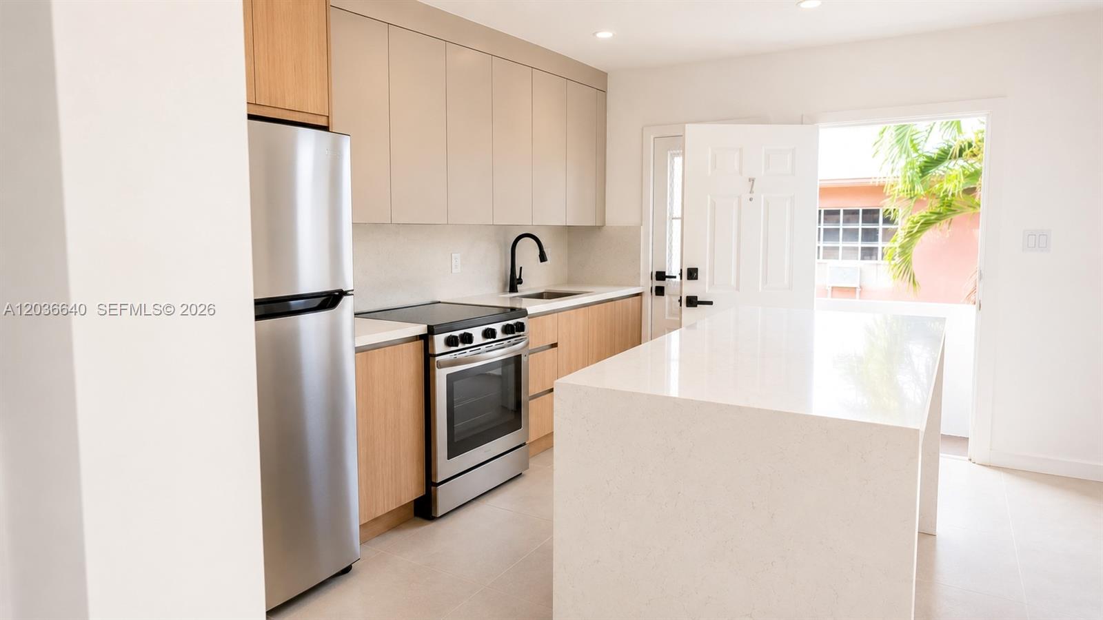 550 Southwest 10th Street, Unit 7 Miami, FL 33130 - Photo 2 of 10