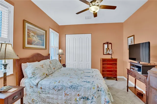 $475,000 | 1035 Quail Court Southwest, Vero Beach, FL 32968