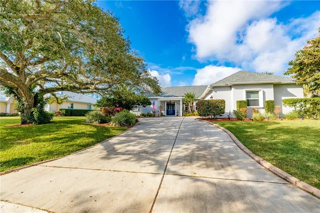 $475,000 | 1035 Quail Court Southwest, Vero Beach, FL 32968