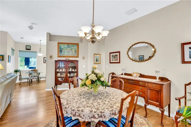 $475,000 | 1035 Quail Court Southwest, Vero Beach, FL 32968