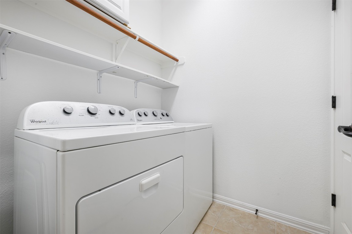 1812 Hidden Springs Path Round Rock, TX 78665 - Photo 35 of 39 a utility room with dryer and washer