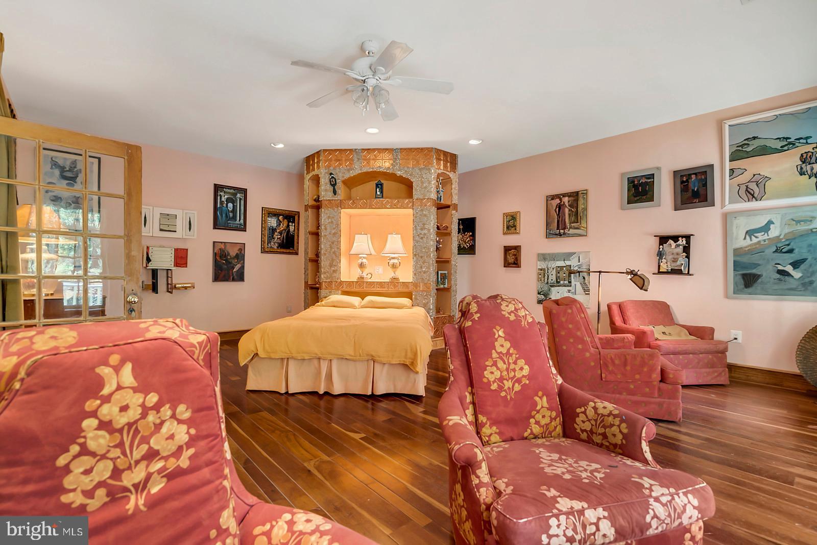 3318 Bust Head Road The Plains, VA 20198 - Photo 41 of 61 Upper Level Bedroom with en suite bath