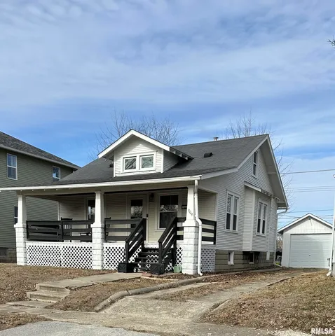 $124,900 | 909 West Park Boulevard, Taylorville, IL 62568