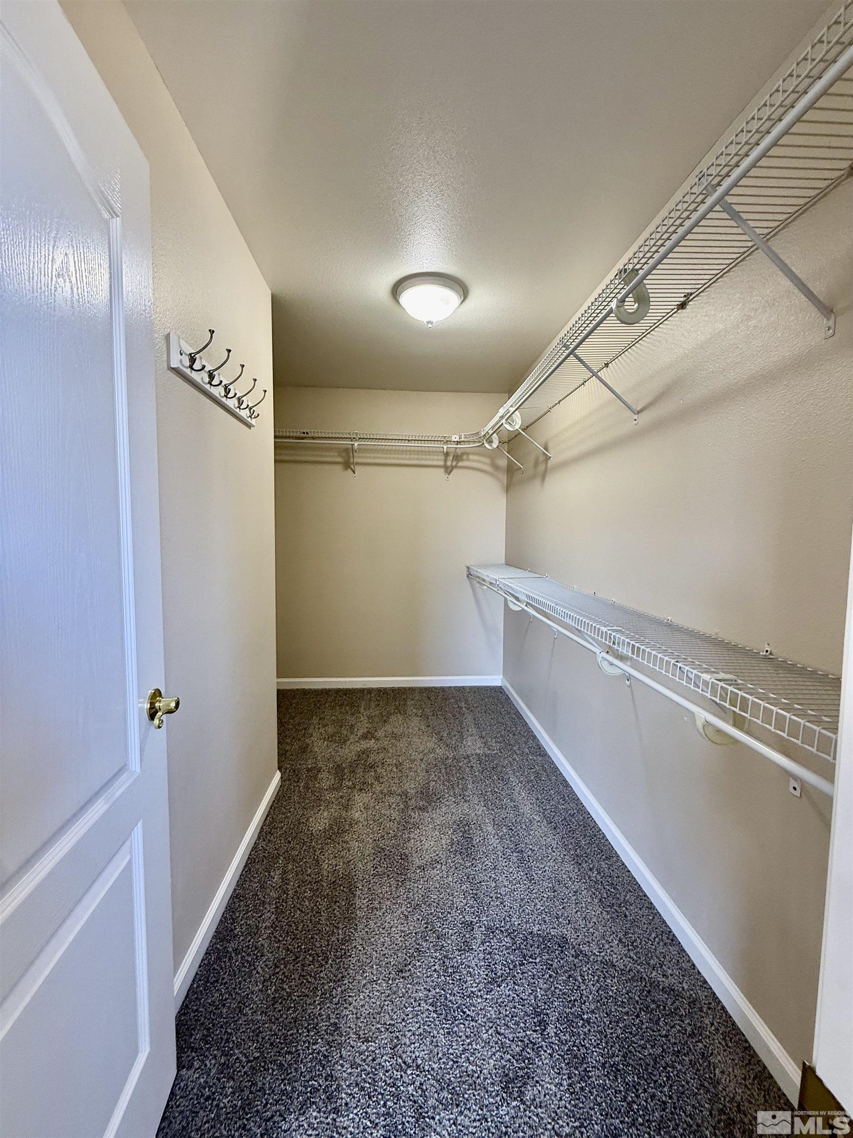 1090 Spring Drive Carson City, NV 89703 - Photo 24 of 31 a view of hallway