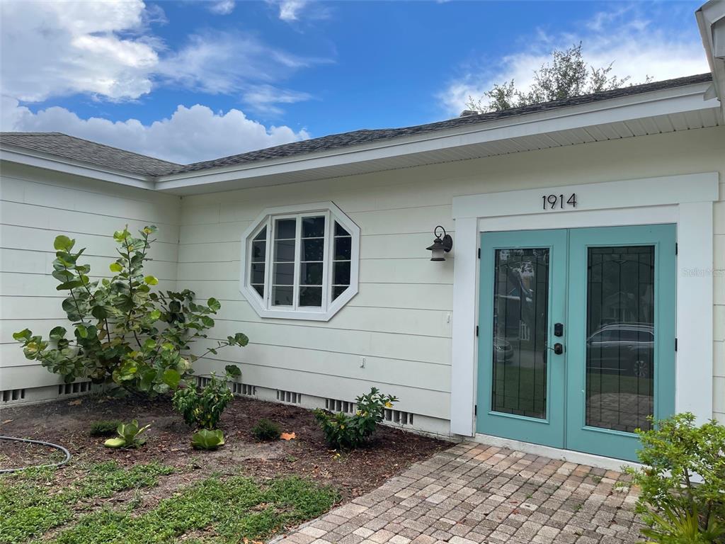 1914 West Aileen Street Tampa, FL 33607 - Photo 1 of 12