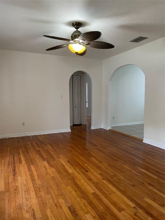 1914 West Aileen Street Tampa, FL 33607 - Photo 3 of 12
