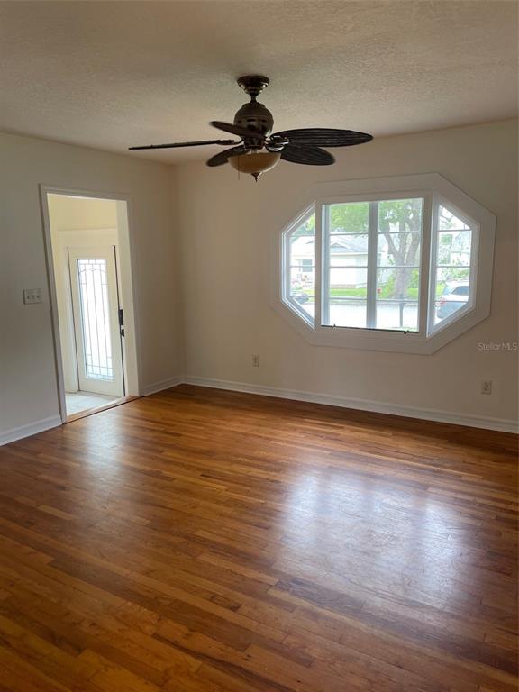 1914 West Aileen Street Tampa, FL 33607 - Photo 4 of 12