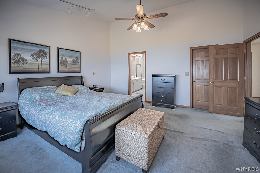 6071 East Lake Road, Unit 4 Newfane, NY 14028 - Photo 21 of 46 Ensuite bath and walk in closet in the master