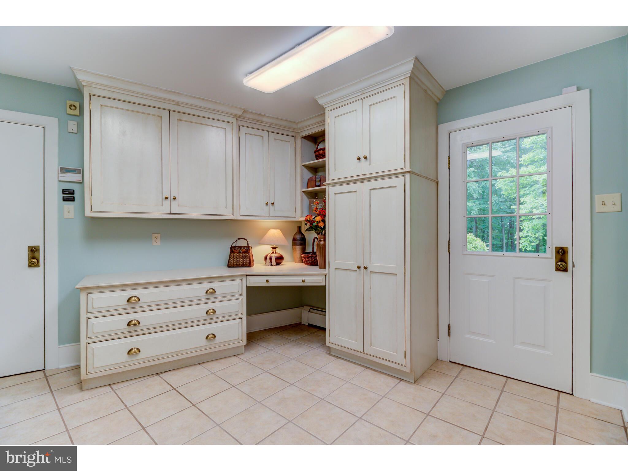 2541 St Peters Road Pottstown, PA 19465 - Photo 55 of 78 Laundry Room