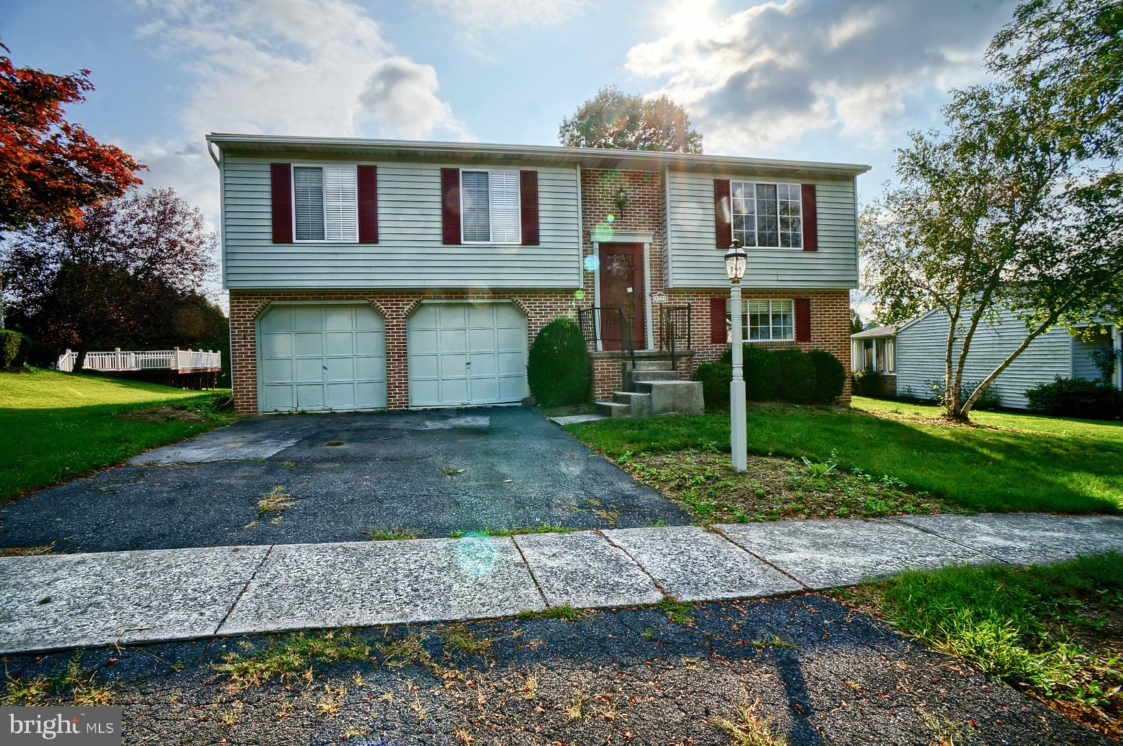 2733 Colonial Road Harrisburg, PA 17112 - Photo 1 of 19 Gallery Image 1