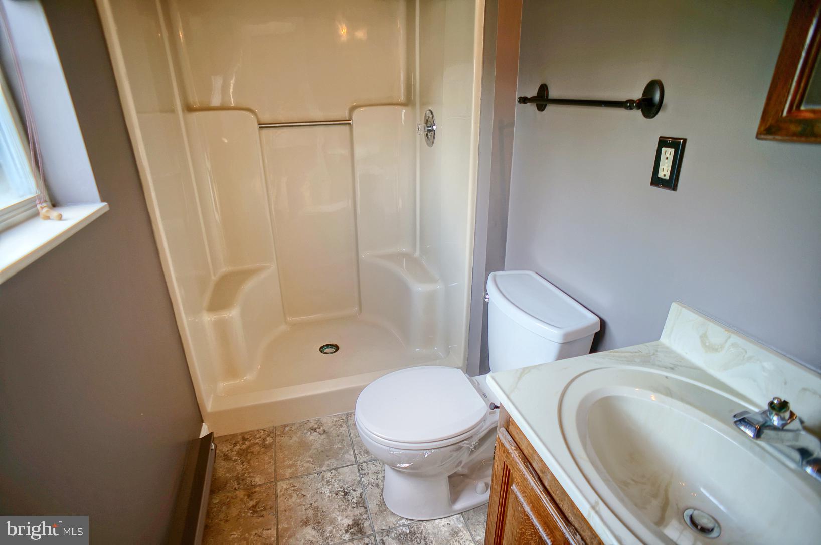 2733 Colonial Road Harrisburg, PA 17112 - Photo 14 of 19 Gallery Image 14