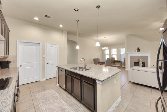 $2,200 | 3414 Hawkins Glen Lane, Katy, TX 77449