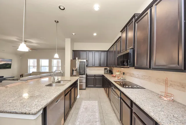 $2,200 | 3414 Hawkins Glen Lane, Katy, TX 77449