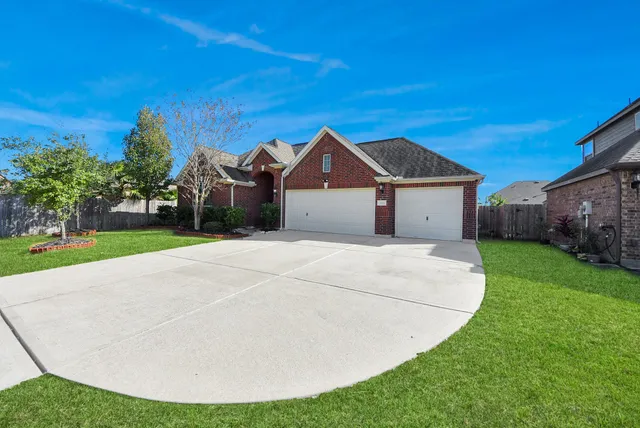 $2,200 | 3414 Hawkins Glen Lane, Katy, TX 77449