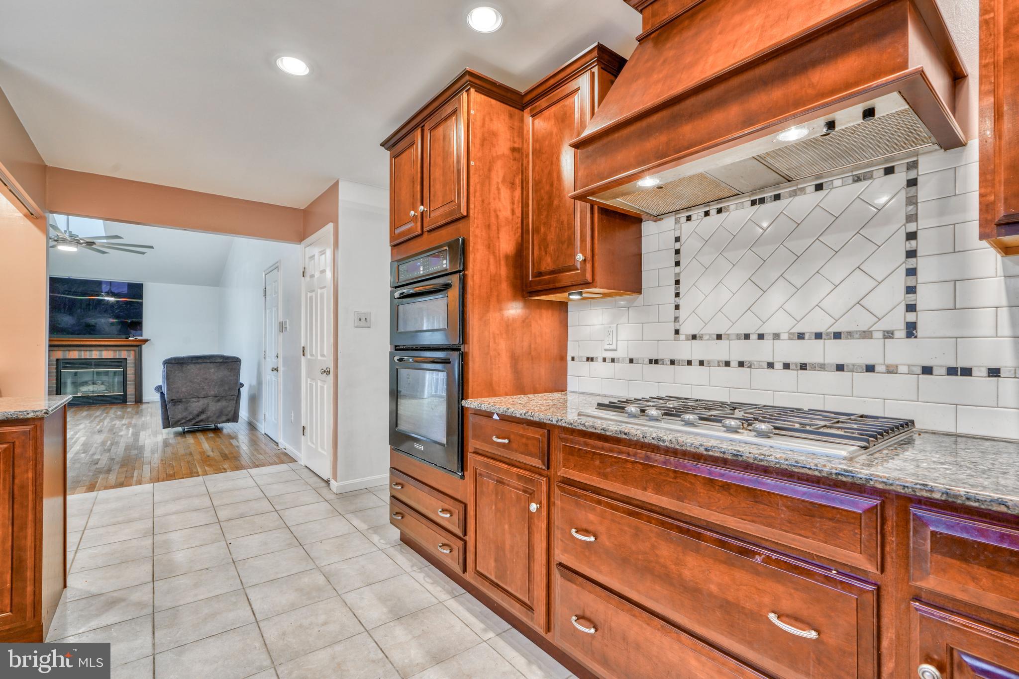 3155 Raintree Road York, PA 17404 - Photo 20 of 47 Beautiful Cabinets w/ Wall Ovens