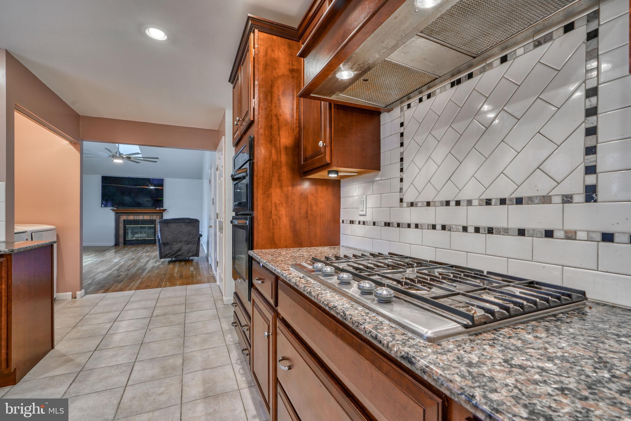 3155 Raintree Road York, PA 17404 - Photo 23 of 47 Built-in Stove Top
