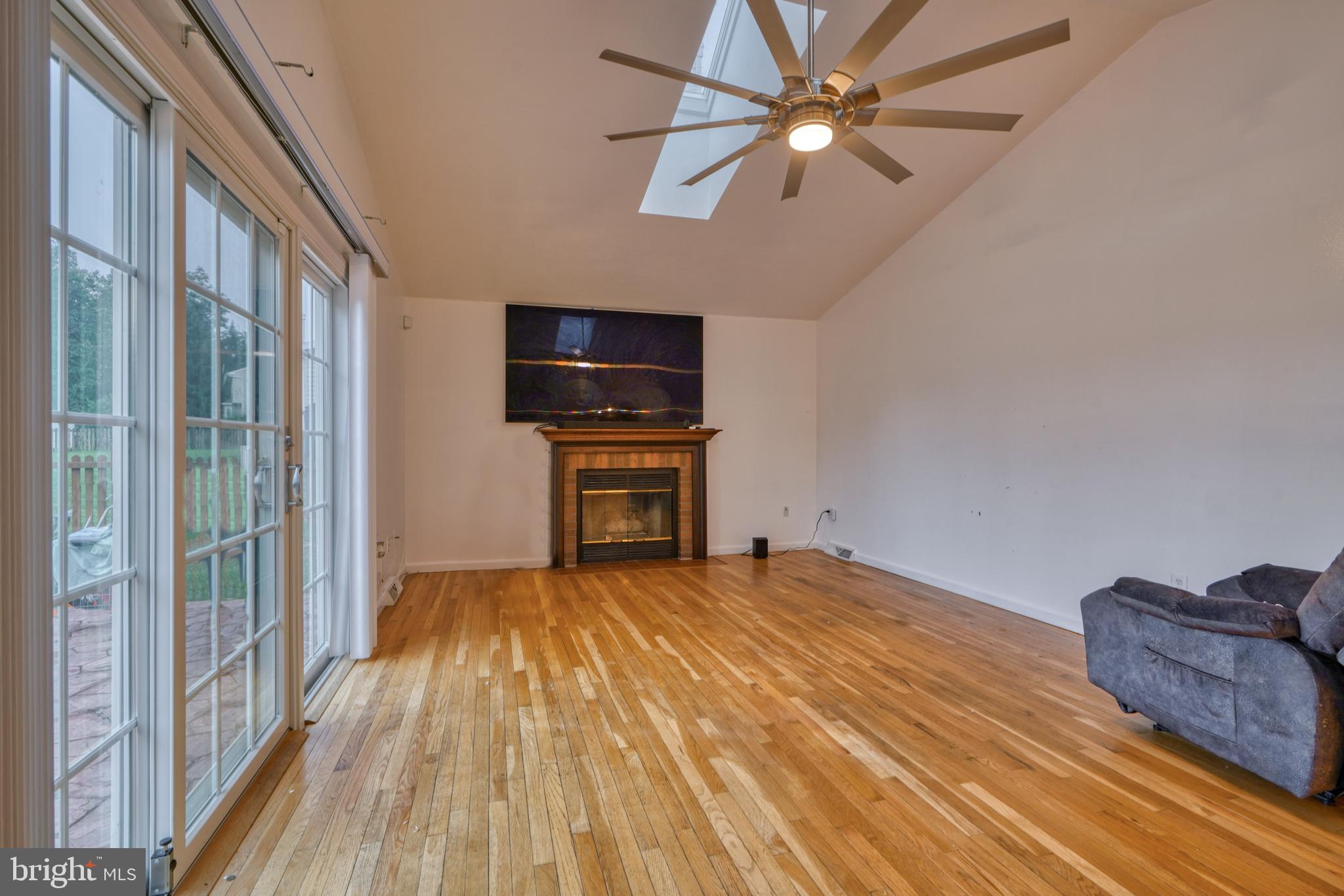 3155 Raintree Road York, PA 17404 - Photo 26 of 47 Family Room w/High Ceilings