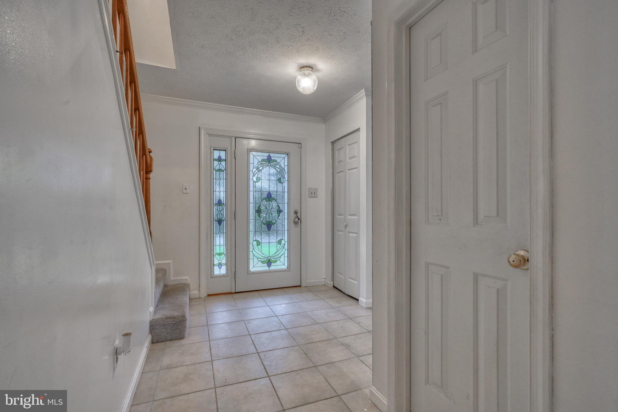 3155 Raintree Road York, PA 17404 - Photo 8 of 47 Entrance Foyer Hall