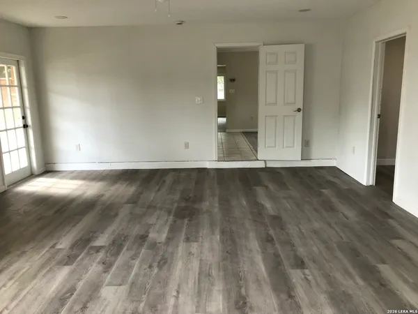 $2,100 | 4626 Duquesne Drive, San Antonio, TX 78229