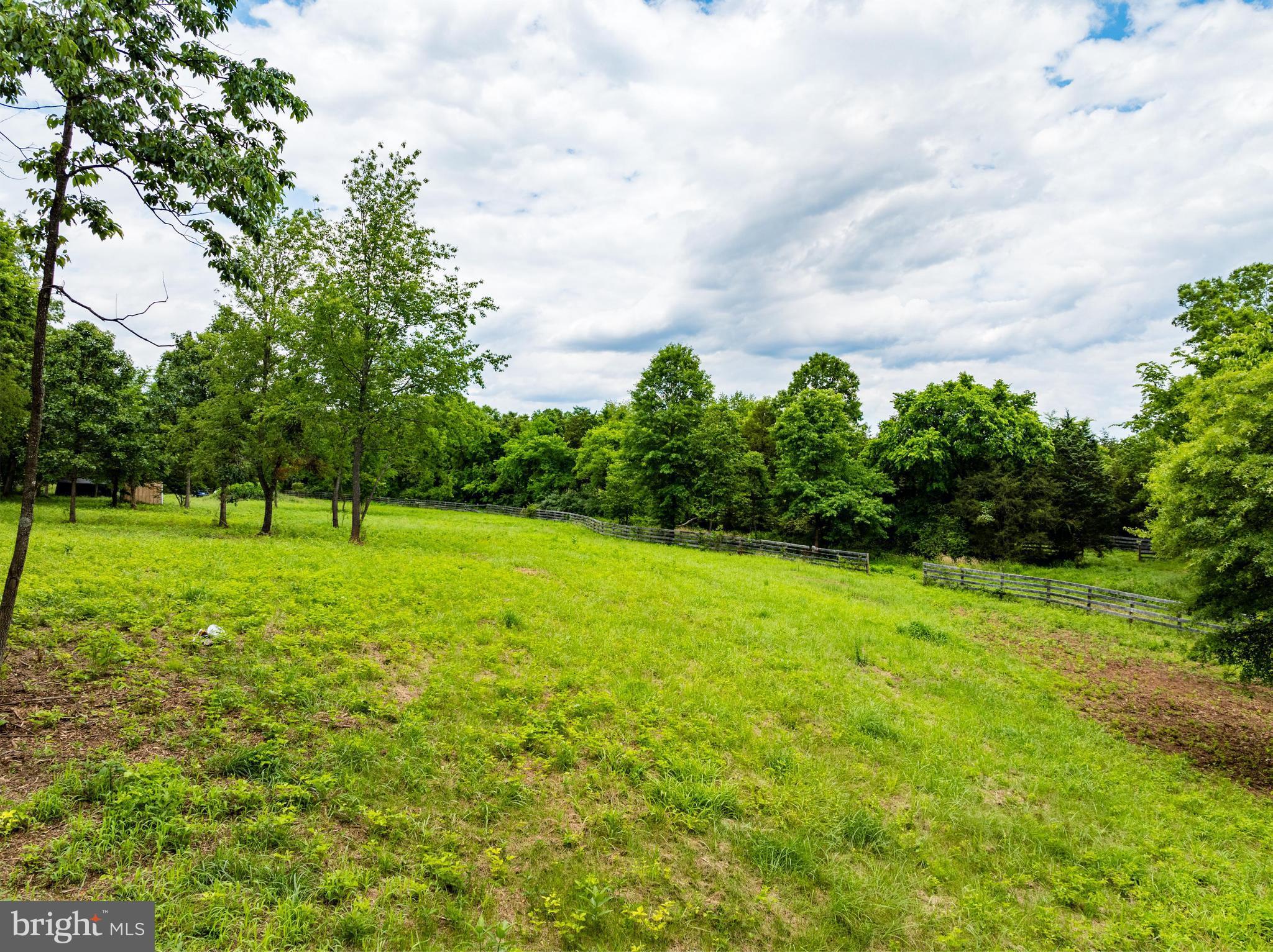 15375 Compton Road Centreville, VA 20121 - Photo 31 of 41 Gallery Image 31