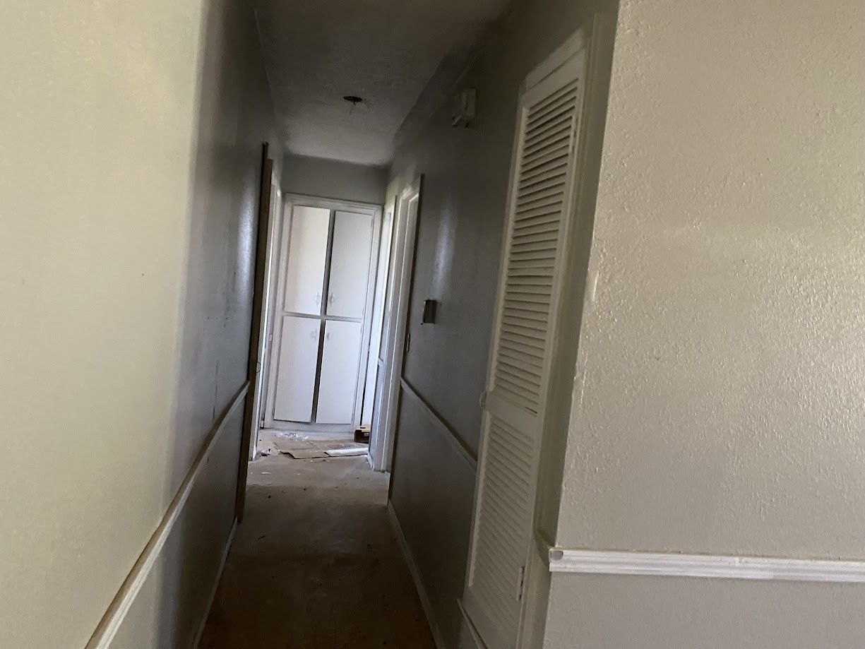 703 South Austin Avenue Tulia, TX 79088 - Photo 6 of 12