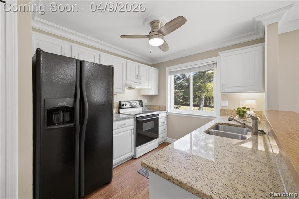 889 Hadley Road Rochester Hills, MI 48307 - Photo 18 of 54