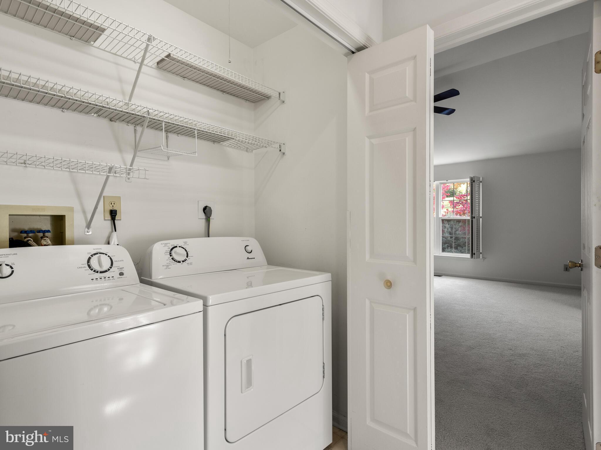 913 Harbour Ridge Lane Downingtown, PA 19335 - Photo 26 of 33 a utility room with dryer and washer
