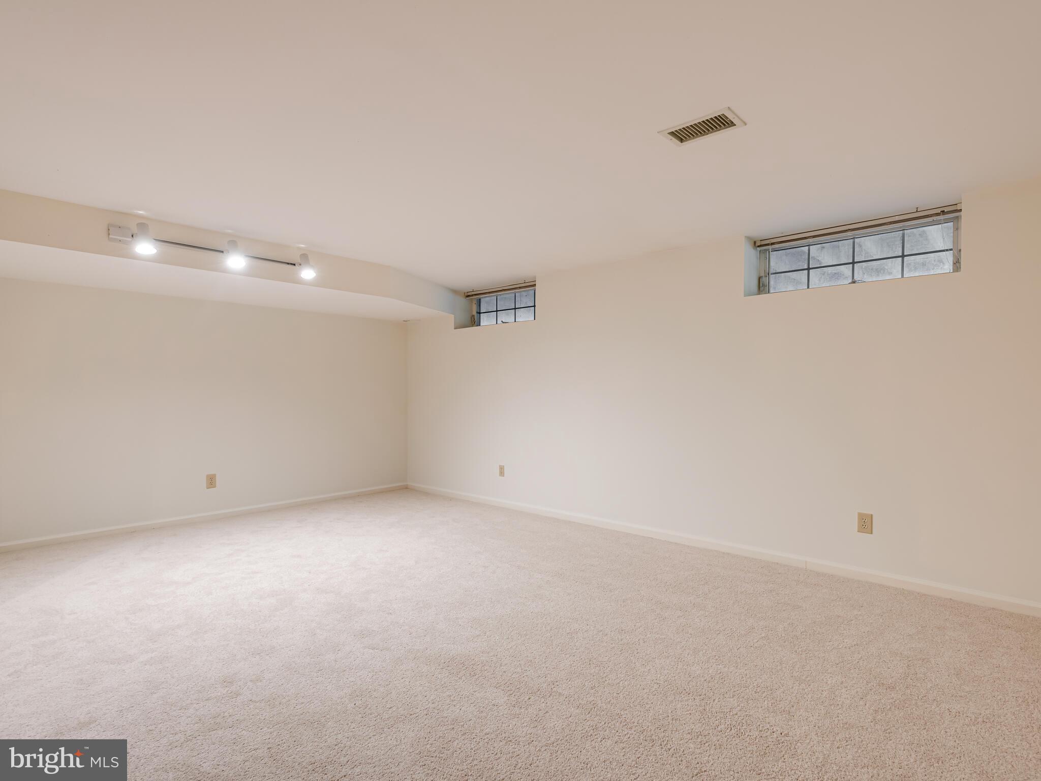 913 Harbour Ridge Lane Downingtown, PA 19335 - Photo 27 of 33 a view of an empty room