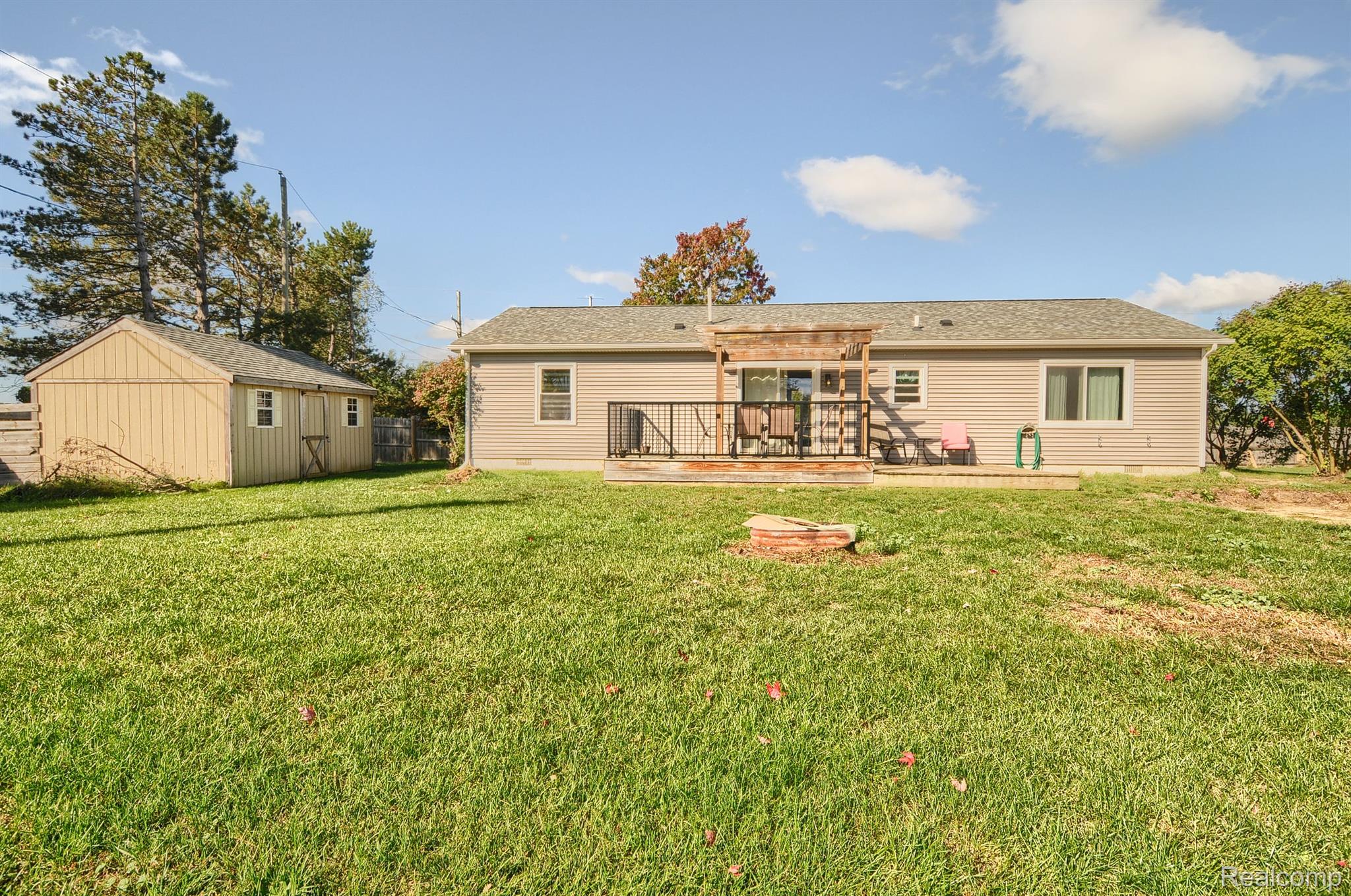 5986 Fish Lake Road North Branch, MI 48461 - Photo 2 of 30 Gallery Image 2