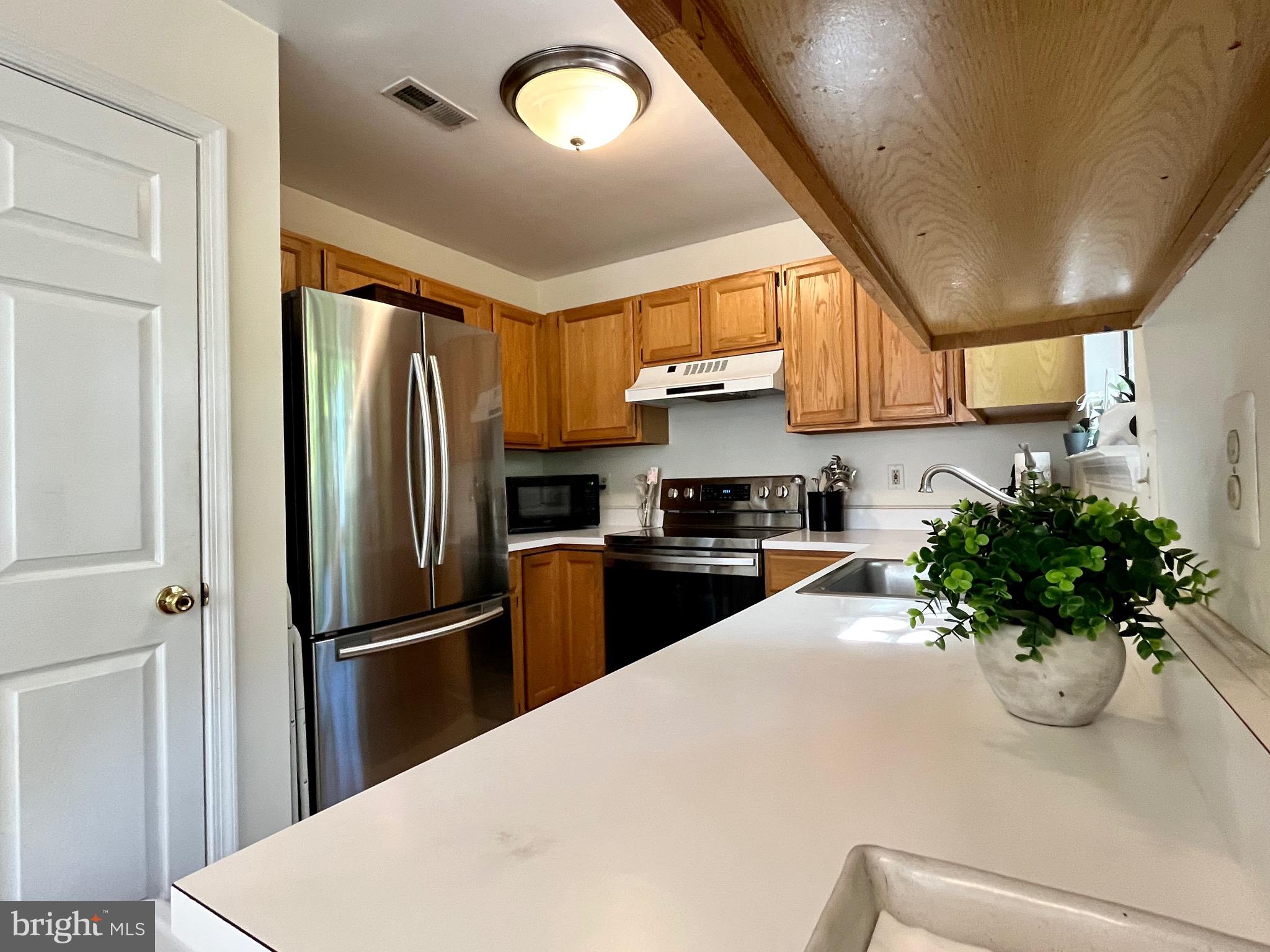 2207 Commissary Circle Odenton, MD 21113 - Photo 19 of 36
