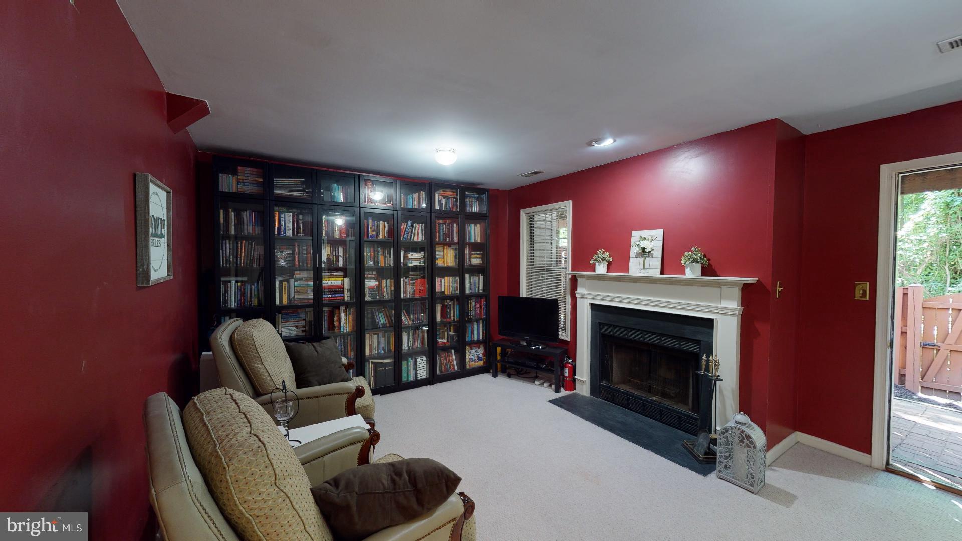 2207 Commissary Circle Odenton, MD 21113 - Photo 10 of 36