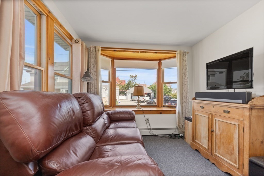 6 Q Street Hull, MA 02045 - Photo 12 of 28 Gallery Image 12