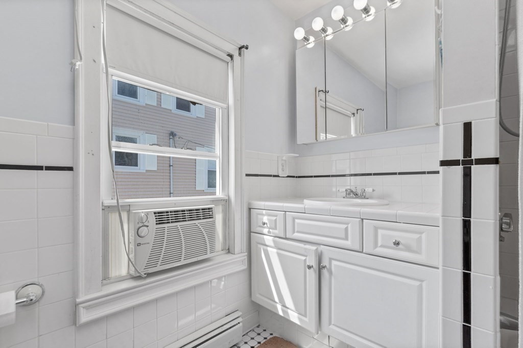 6 Q Street Hull, MA 02045 - Photo 19 of 28 Gallery Image 19